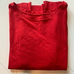 Red shirt with 3/4 sleeves